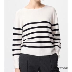Uniqlo 3D Knit Cotton Sweater in Striped White